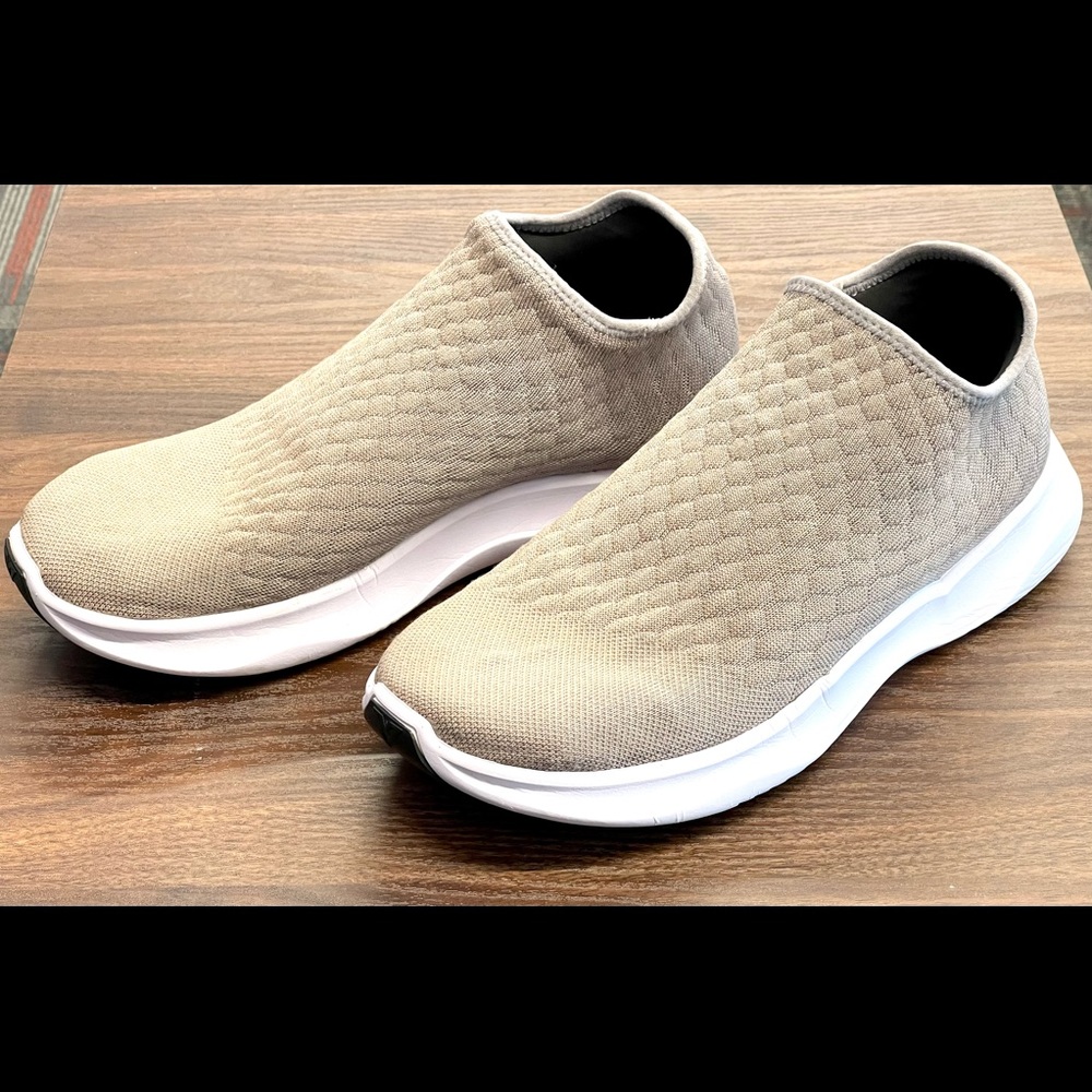 Vessi Skyline Sneakers 100% Waterproof! Size 13